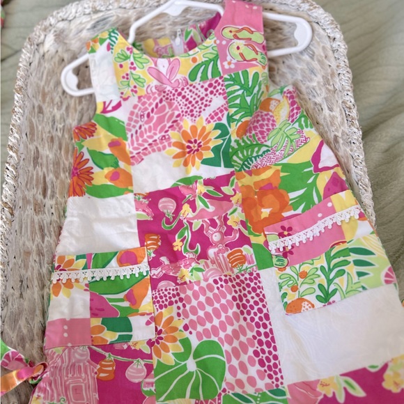 Lilly Pulitzer Other - Lilly Pulitzer patch shift 3T